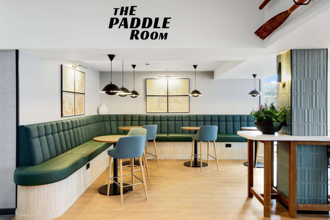 Radisson Hotel 4*